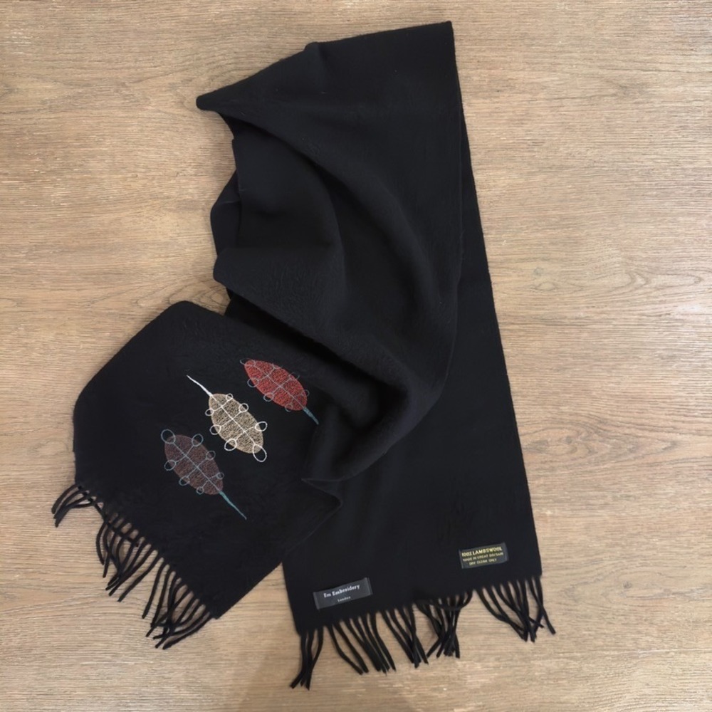 100% Lambswool Scarf Made In Great Britian-Black-Em Embroidery London-56" x 11" - Picture 6 of 10
